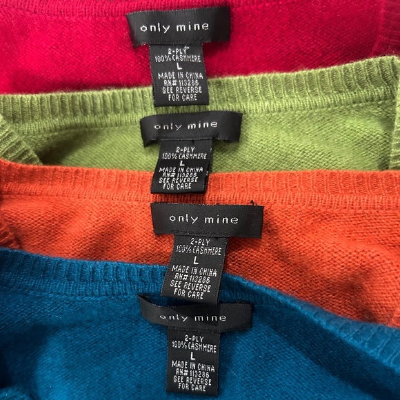 Only Mine 100 Cashmere V-Neck Sweaters - Picture 6 of 6